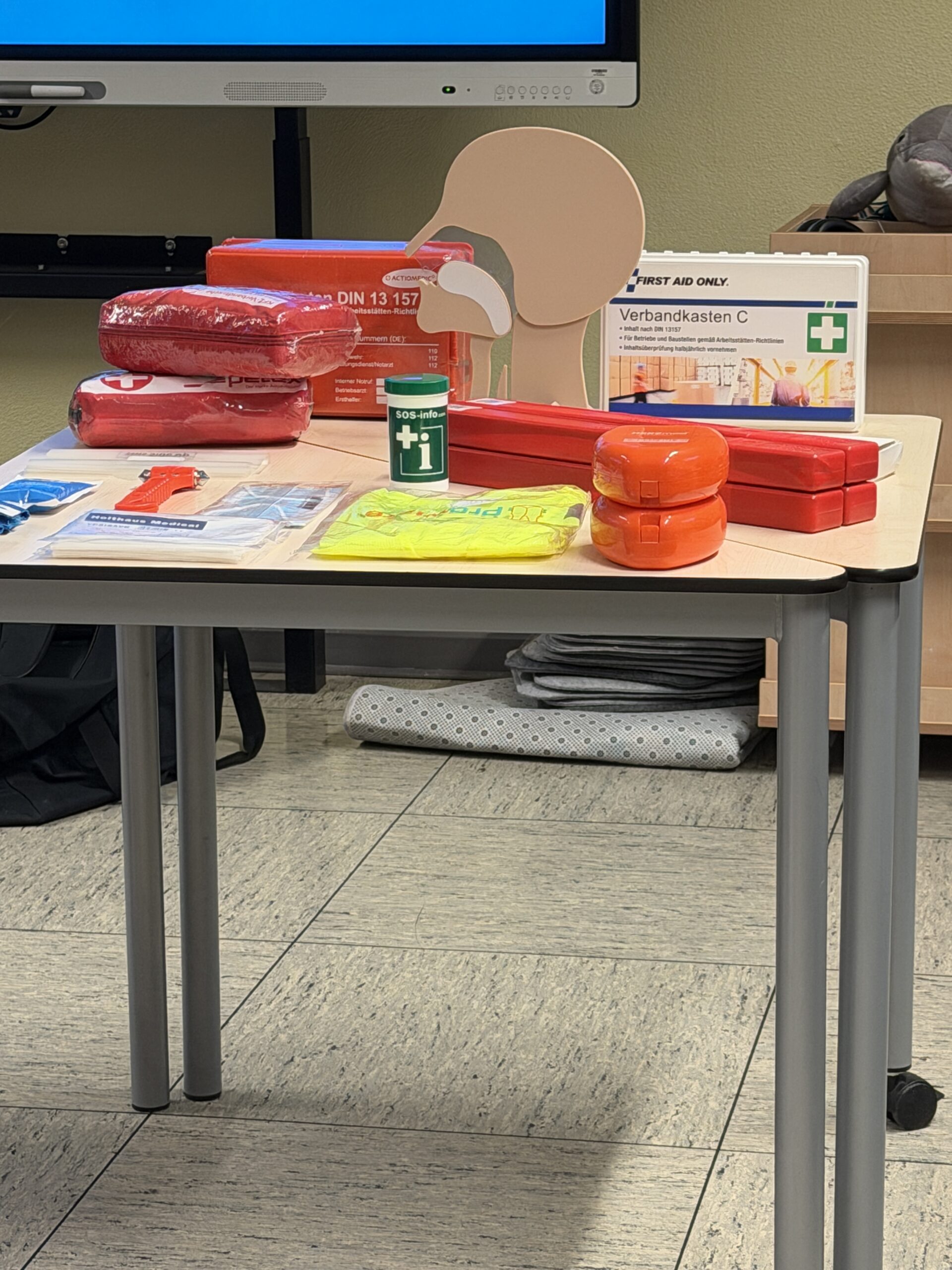 Du betrachtest gerade 1. Hilfe Kurs für die Lehrkräfte